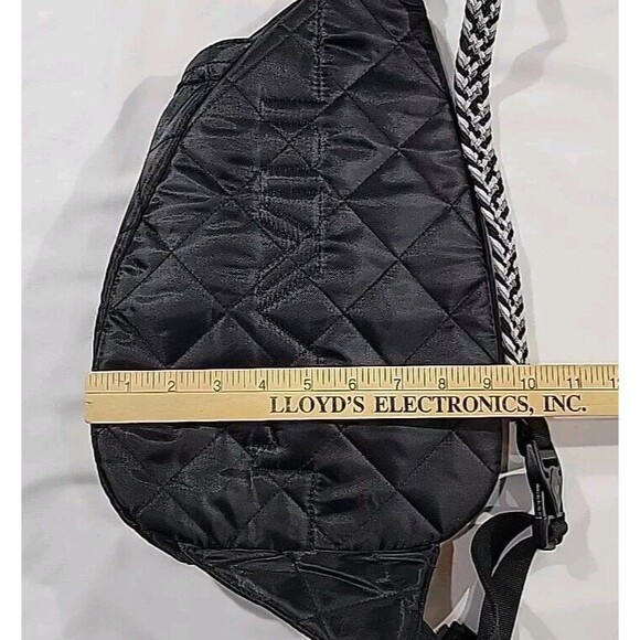 KAVU Rope Puff Sling Crossbody Backpack Travel Black Quilted Purse - Picture 12 of 12